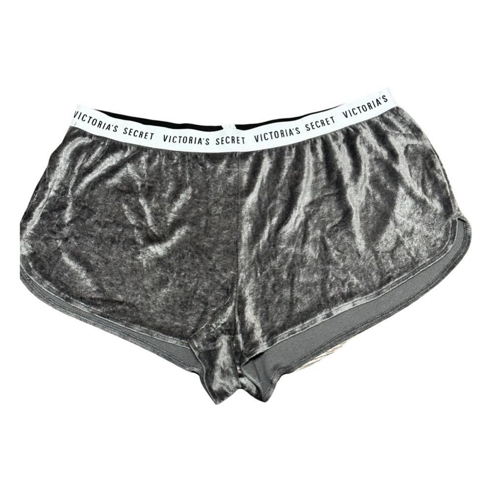 COPY - Victoria Secret velour shorts size large